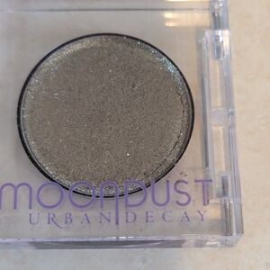 Urban Decay Moondust Eyeshadow - Glittering Gray